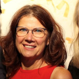 Angela Reuß
